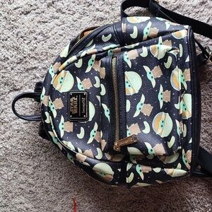 Loungefly Star Wars/Mandalorian Grogu Mini Backpack